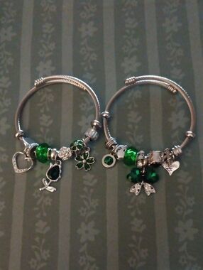 Green Crystal Charm Bangle Bracelet - Women Jewelry